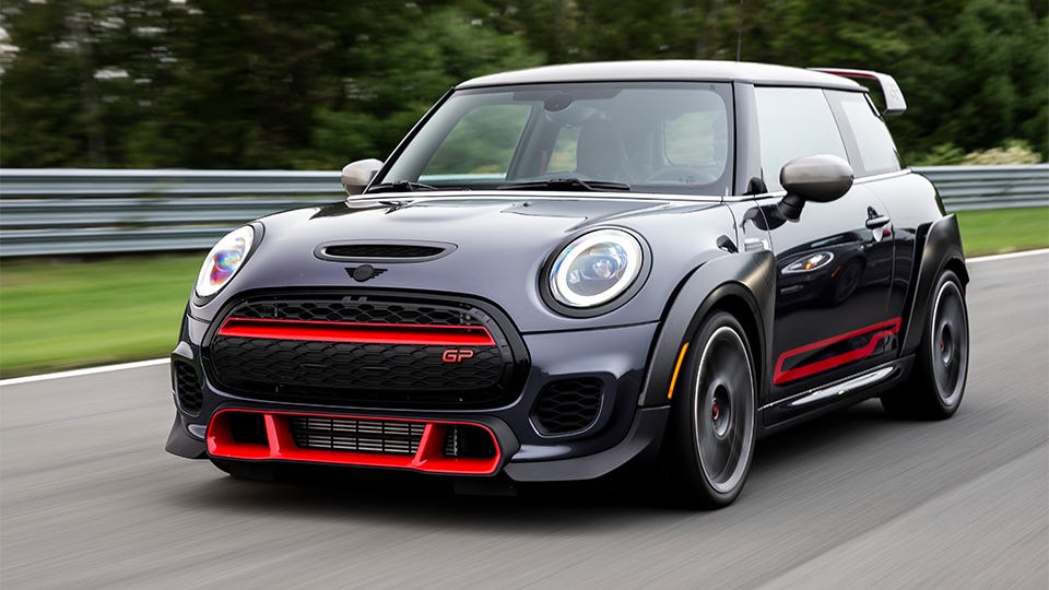 MINI Cooper top 10 masini de oras 2022