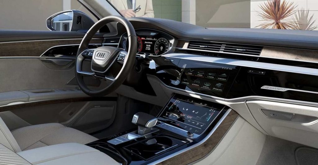 Audi A8 2022 bord