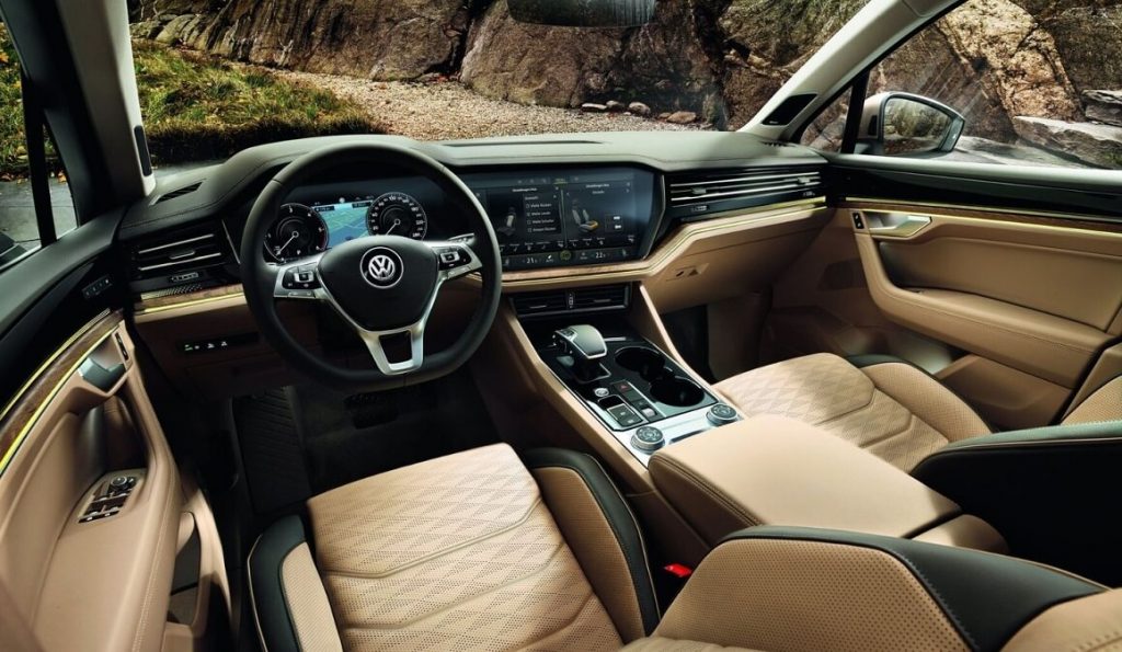 Volkswagen Touareg 2022 interior