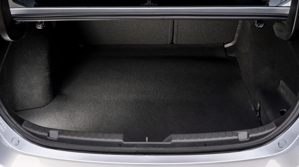 portbagaj Mazda3 Sedan 2022