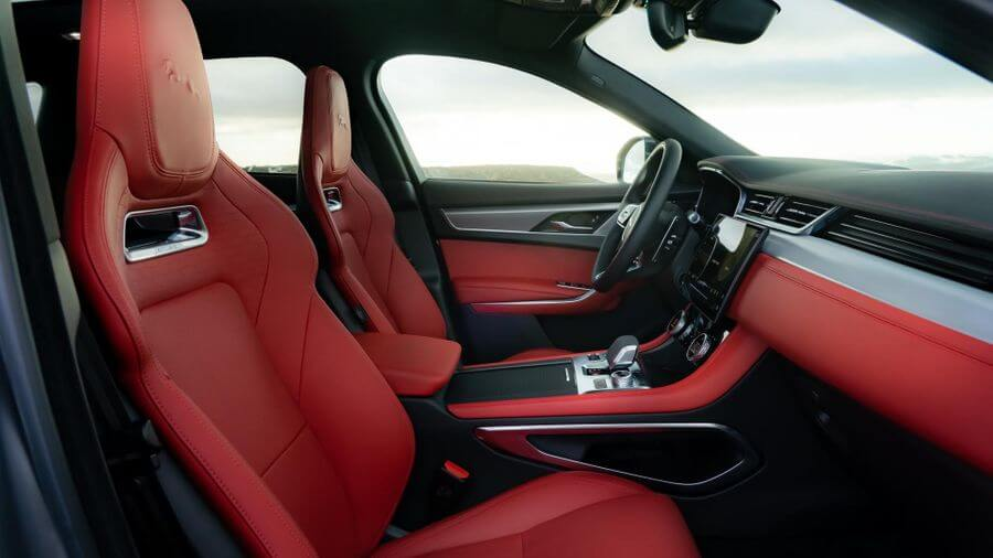 Jaguar F-PACE 2020 interior