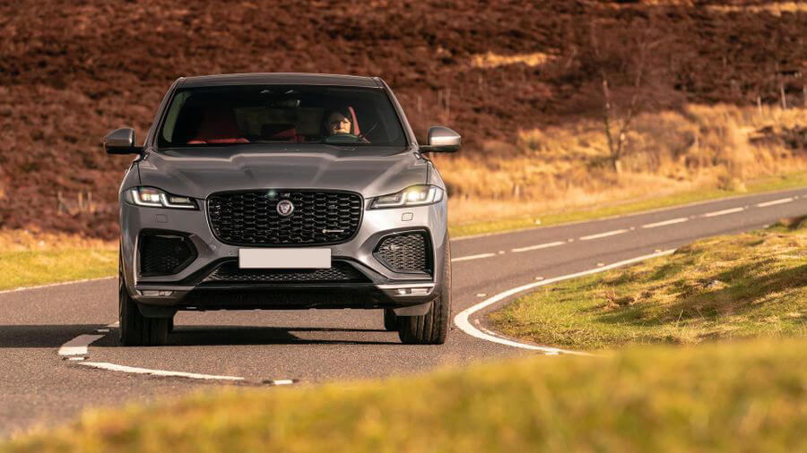 Jaguar F-PACE 2020 motorizare