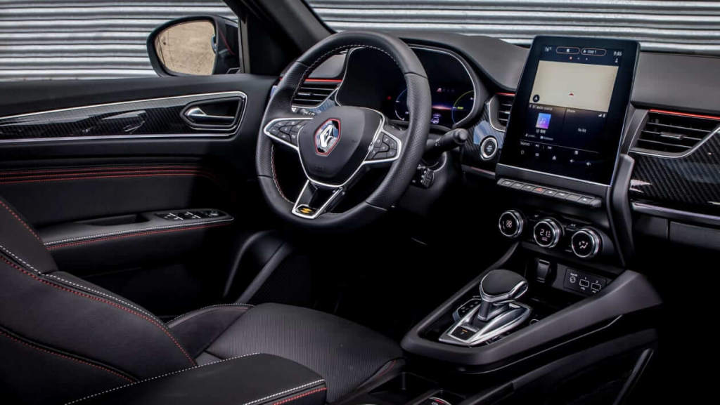 Renault Arkana 2022 interior