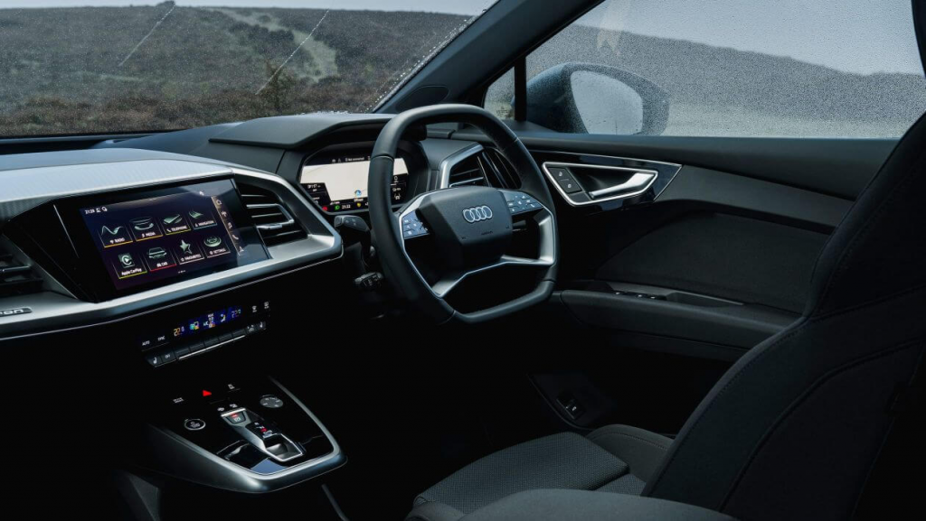 Audi Q4 e-tron 2021 bord