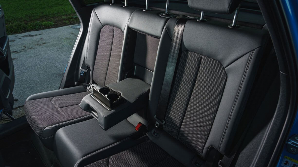 Audi Q3 2018 interior si confort