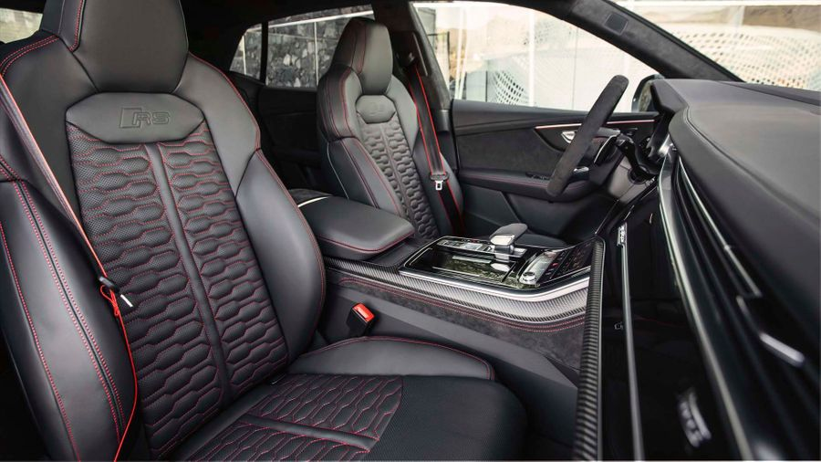 Audi RS Q8 2020 interior