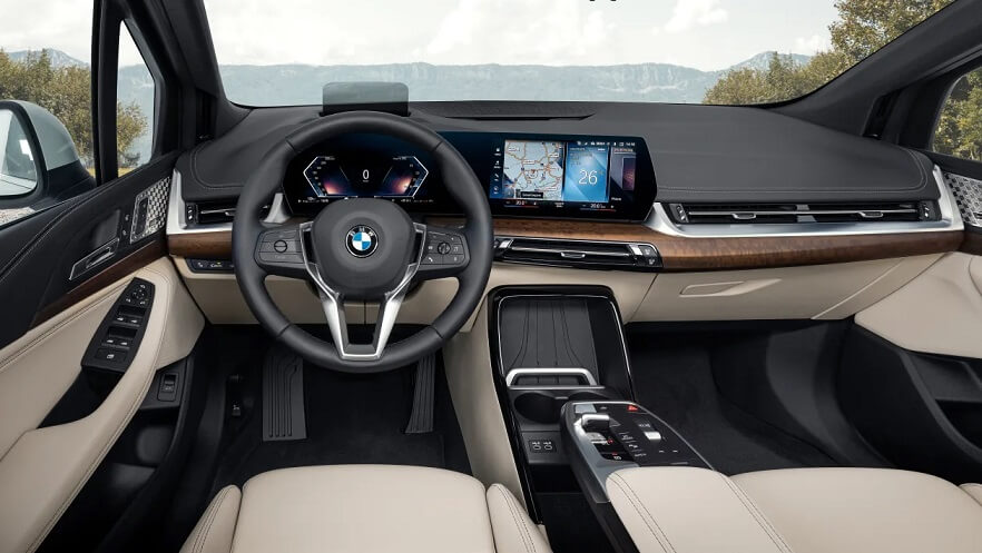 BMW Seria 2 Active Tourer interior si confort