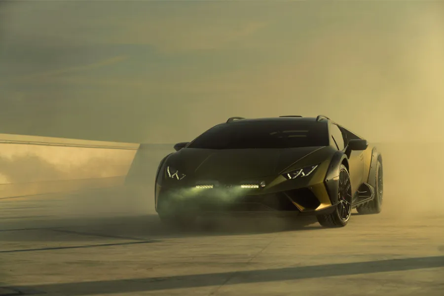 Lamborghini Huracan Sterrato de 602 CP este limitat la 260 km/h, dar nu la drumurile asfaltate Peugeot