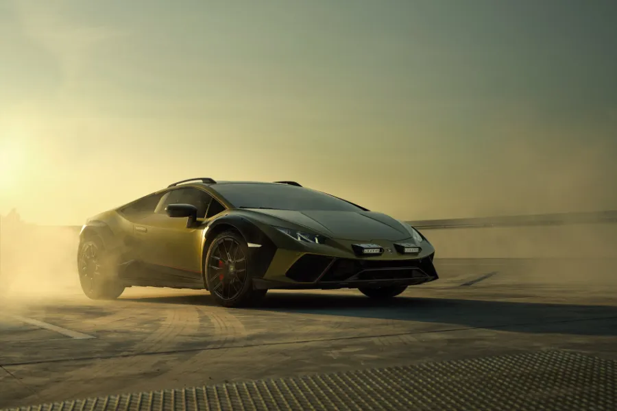 Lamborghini Huracan Sterrato de 602 CP este limitat la 260 km/h, dar nu la drumurile asfaltate Peugeot