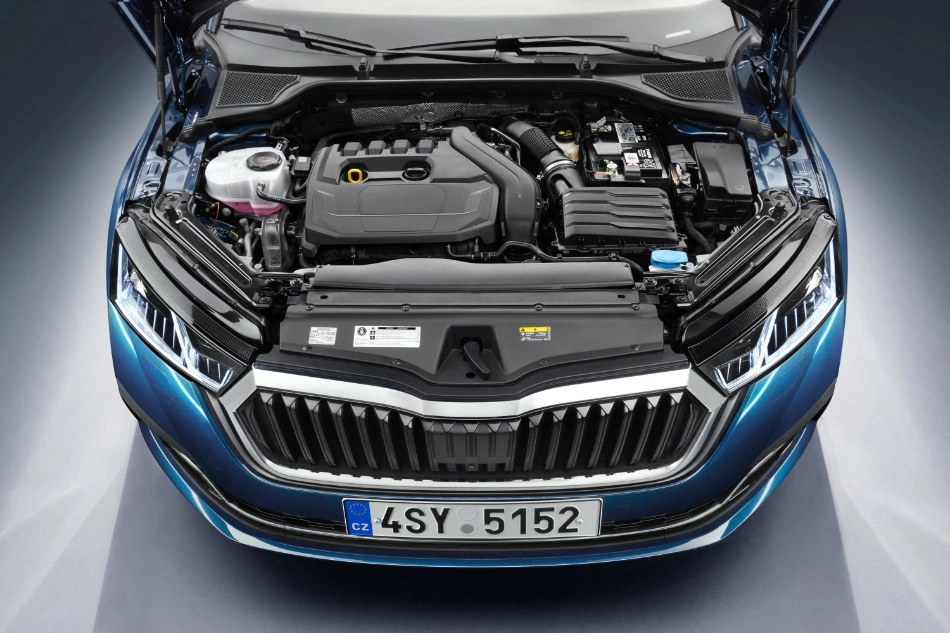 Skoda Octavia IV 1.5 TSI EVO e-TEC 150 CP mHEV DSG 2020-2024 TOP 10