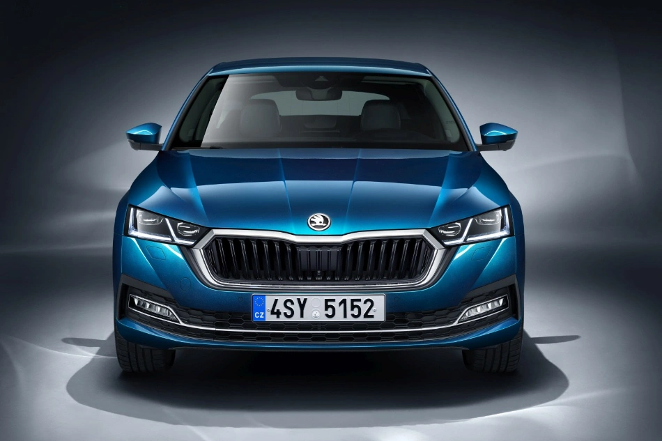 Skoda Octavia IV 1.5 TSI EVO e-TEC 150 CP mHEV DSG 2020-2024 TOP 10