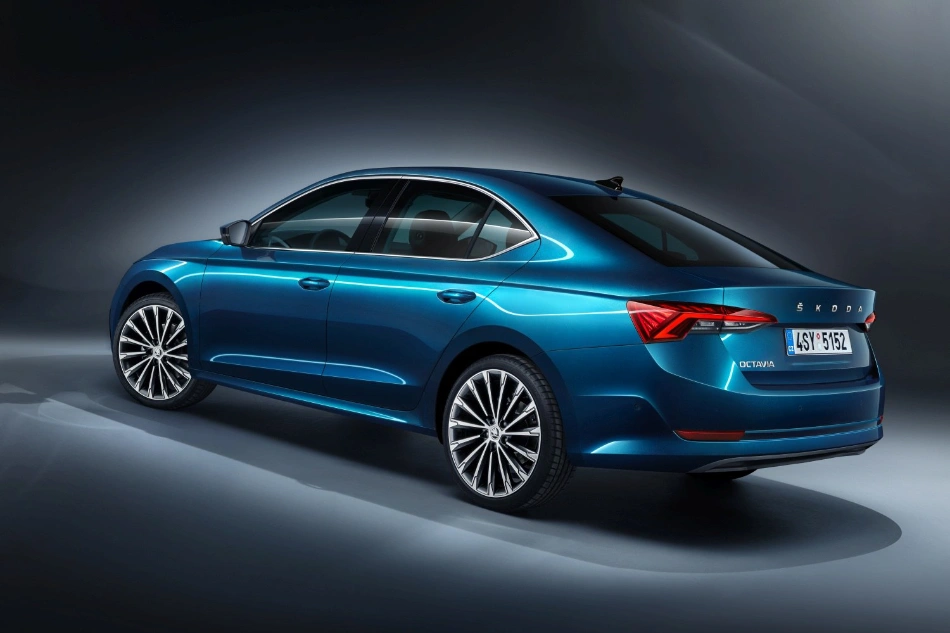 Skoda Octavia IV 1.5 TSI EVO e-TEC 150 CP mHEV DSG 2020-2024 TOP 10