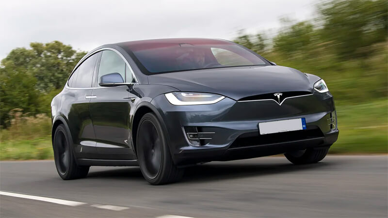 Tesla Model X 2021