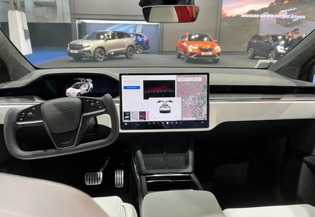 bord Tesla Model X