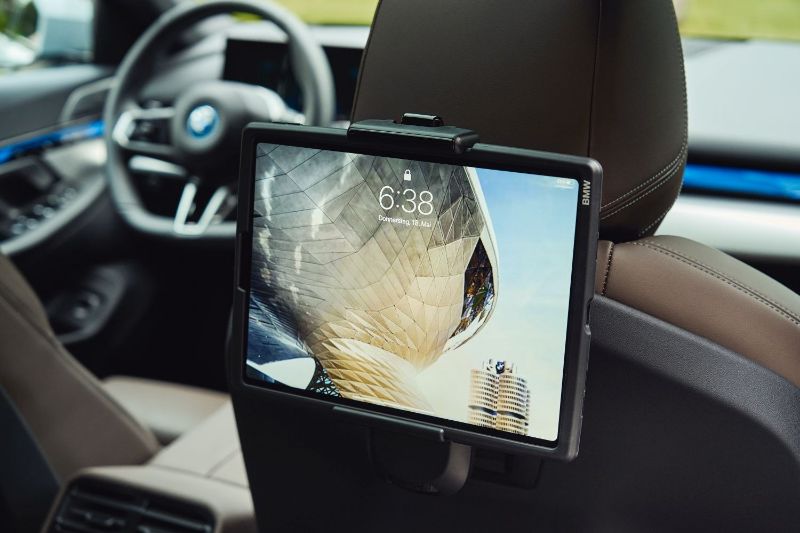 BMW i5 navigație