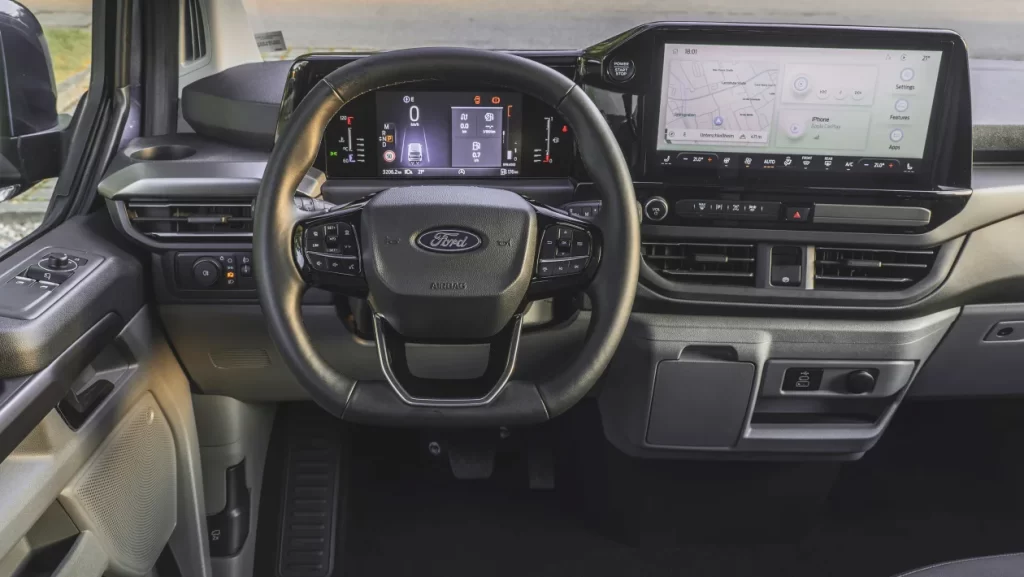 Interior Ford Tourneo Custom 2023