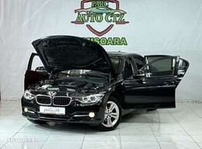BMW Seria 3 Sedan (F30) 318d xDrive