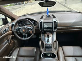 Porsche Cayenne S
