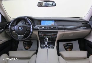BMW Seria 7 (F01) 740d xDrive