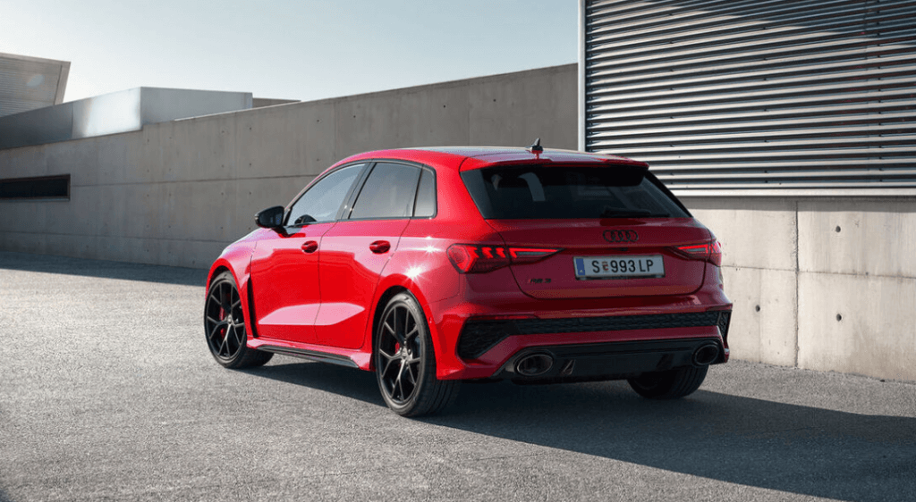 Audi RS 3 2021 performanta