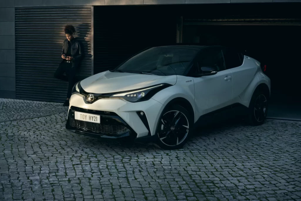 Toyota C-HR Hybrid pareri
