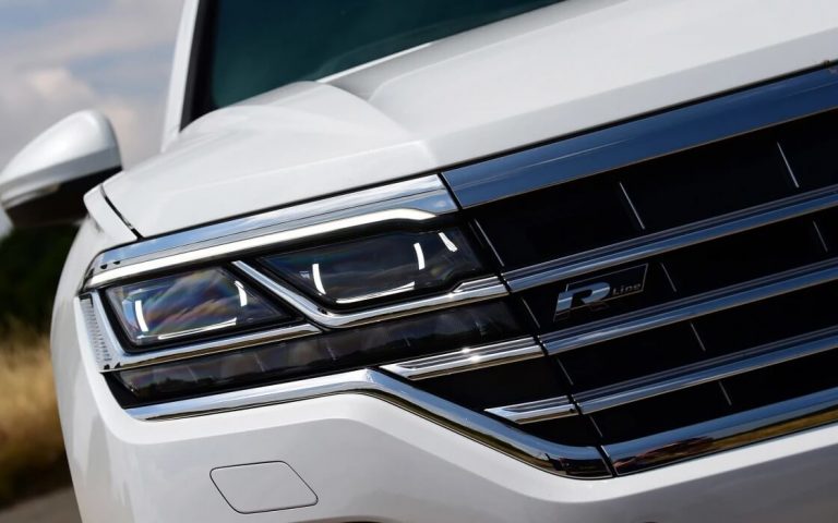 Volkswagen Touareg 2022 Pret si Pareri