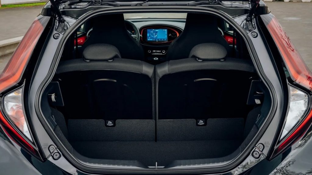 portbagaj Toyota Aygo X