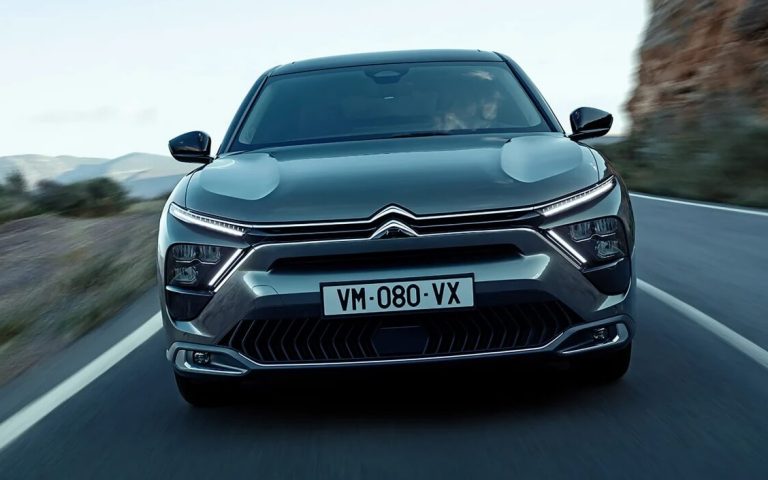 Preț Citroen C5 X în România de la 33.400 de euro