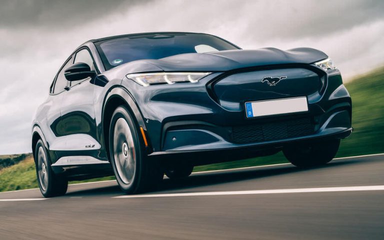 Ford și partenerii săi semnează acordul pentru construirea unei mari fabrici de baterii în Turcia