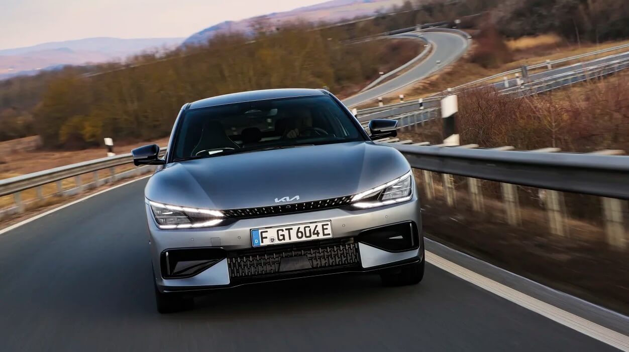 Kia EV6 GT: preturi si specificatii Stiri