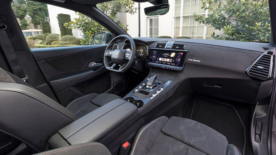 DS 7 Crossback 2017 interior