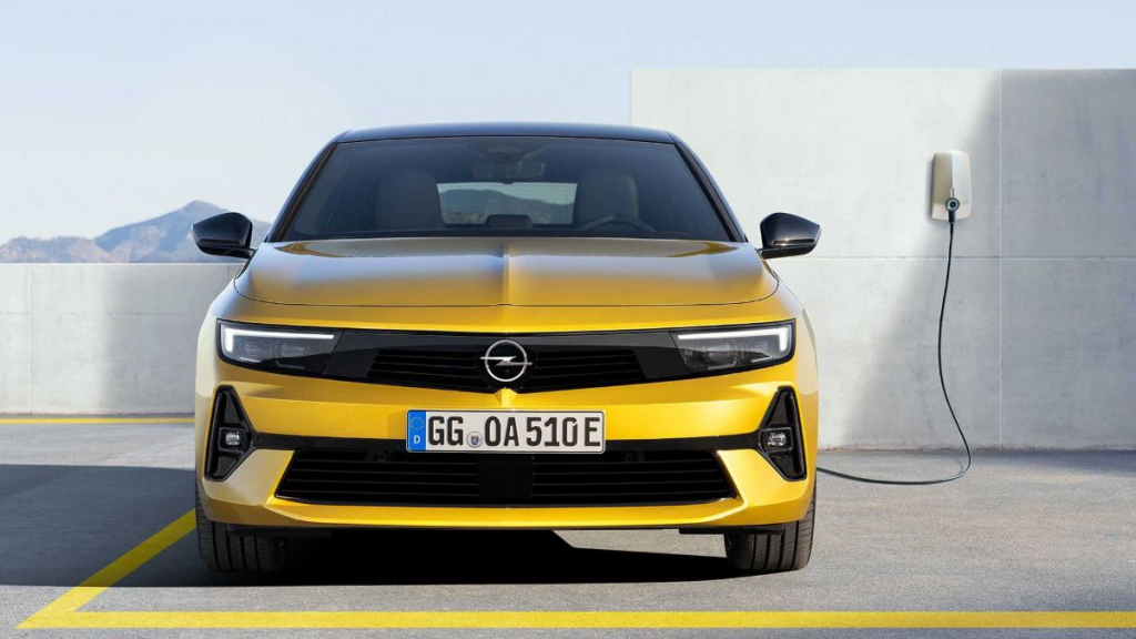 Opel Astra 2022 - Design si motorizari noi Opel