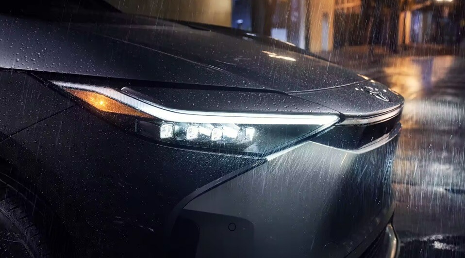 Galerie FOTO Toyota bZ4X 2023 Toyota