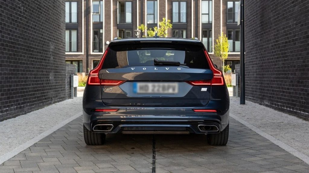 Volvo V60 Recharge recenzii