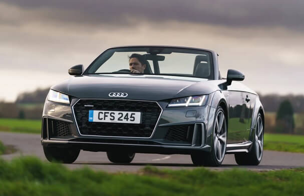 mașini decapotabile Audi TT Roadster