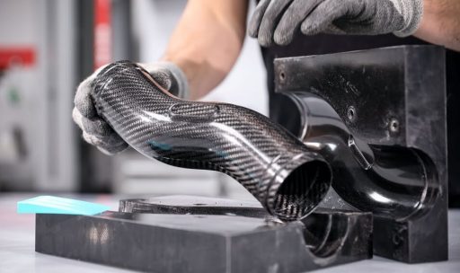 Fibra de carbon – materialul revolutionar pentru industria auto