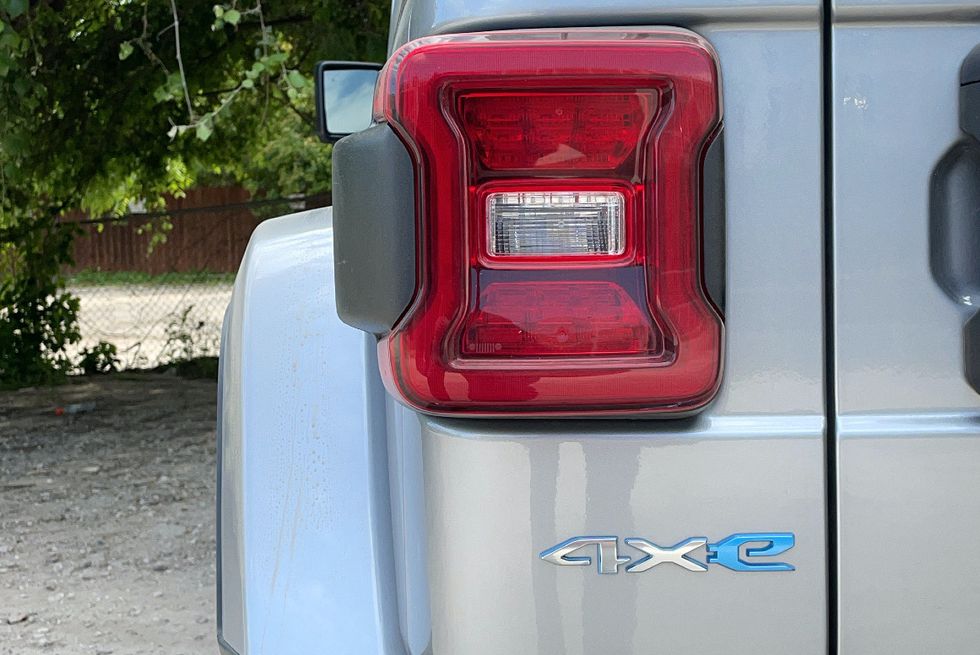 Jeep Wrangler 4xe pareri