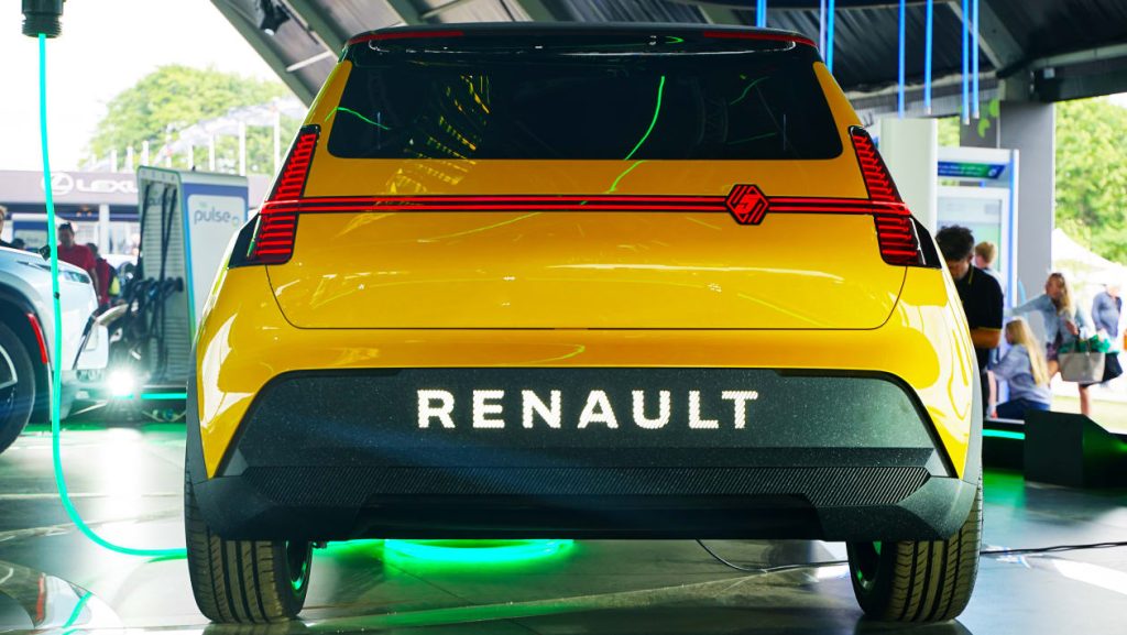 Renault 5: specificații, detalii complete și data lansării în 2024 Renault