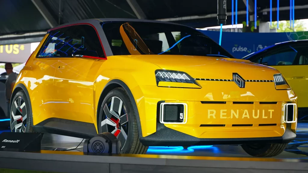 Renault 5: specificații, detalii complete și data lansării în 2024 Renault