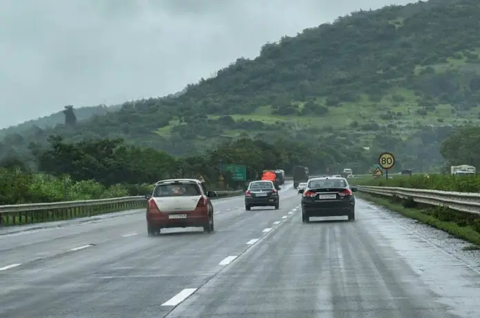 cum sa reduci consumul de combustibil pe autostrada