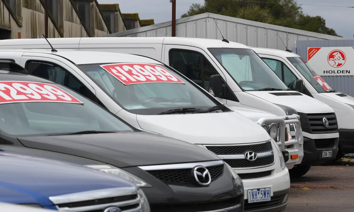 Românii tind să își asume riscuri când cumpără mașini second-hand, deoarece optează pentru variante mai ieftine Sfaturi si curiozitati