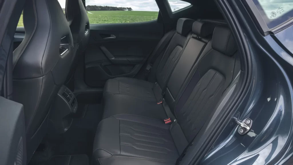 Spațiu interior și depozitare Cupra Formentor