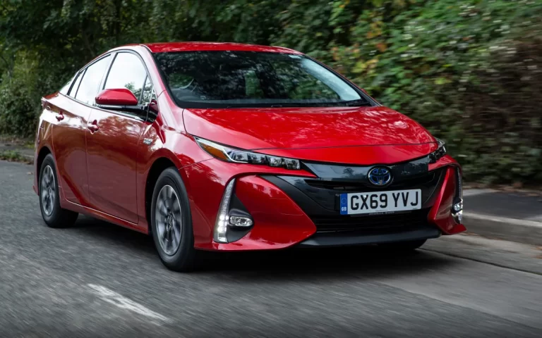 Toyota Prius Plug-In 2017-2022 Pareri