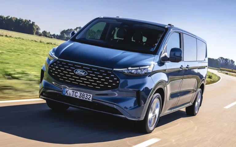 Ford Tourneo Custom 2023 Pareri