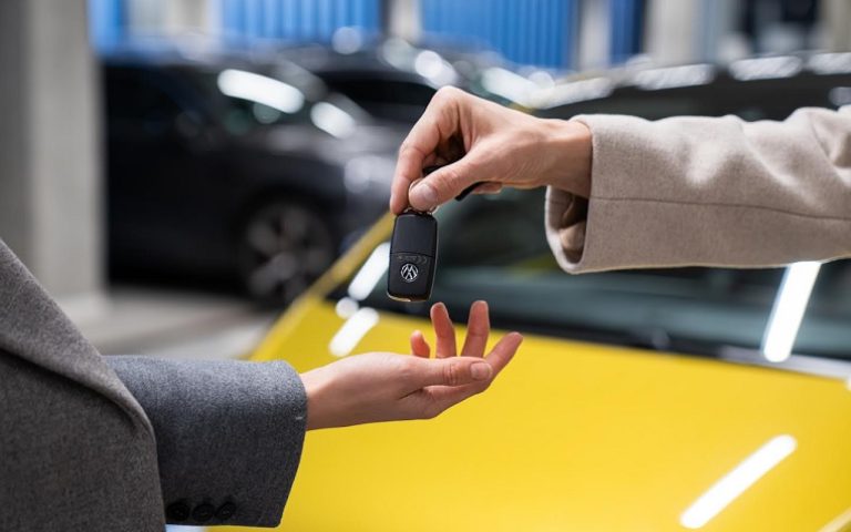 Vrei sa-ti vinzi masina? Expertii carVertical recomandă să aștepti până la primăvară