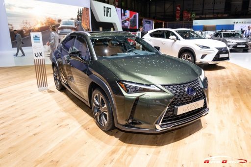 Lexus UX Pareri